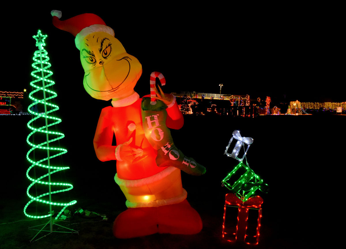 112721-smt-news-christmas-in-the-country-006